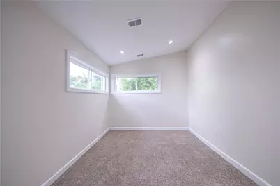 1165 Kings Ln, Coraopolis, PA 15108 - Photo 21