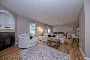 1001 Chelsea Dr, North Fayette, PA 15126 - Photo 5