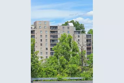 2120 Greentree Road #102E, Scott Township, PA 15220 - Photo 1