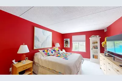 2120 Greentree Road #102E, Scott Township, PA 15220 - Photo 21