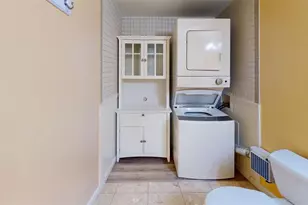 2120 Greentree Rd, Scott Township, PA 15220 - Photo 23