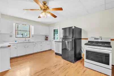 1309 3rd Ave, Beaver Falls, PA 15010 - Photo 9