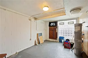 63 Lawn St, Pittsburgh, PA 15213 - Photo 13