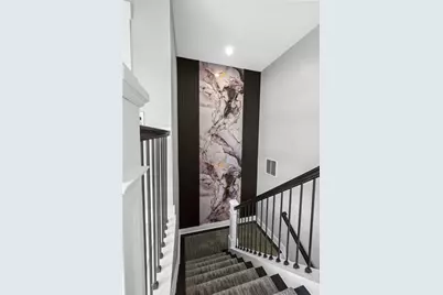 1920 Waterfront Pl, Pittsburgh, PA 15222 - Photo 17