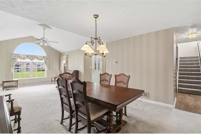 6380 Jefferson Pointe Cir, Jefferson Hills, PA 15025 - Photo 9
