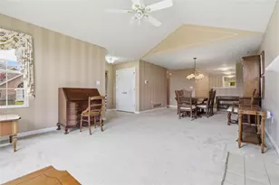 6380 Jefferson Pointe Cir, Jefferson Hills, PA 15025 - Photo 5