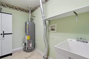 6380 Jefferson Pointe Cir, Jefferson Hills, PA 15025 - Photo 33