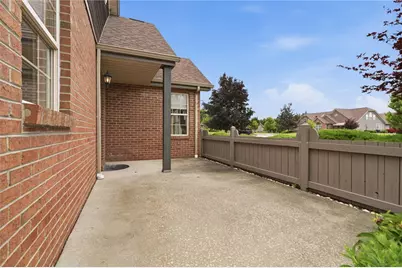 6380 Jefferson Pointe Cir, Jefferson Hills, PA 15025 - Photo 39