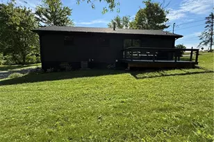 291 Simon Dr, Summit Township, PA 16002 - Photo 13