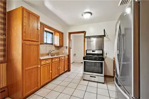 211 E South St, Carmichaels-Cumberland, PA 15320 - Photo 15