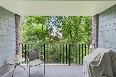 2120 Greentree #408E, Scott Township, PA 15220 - Photo 5