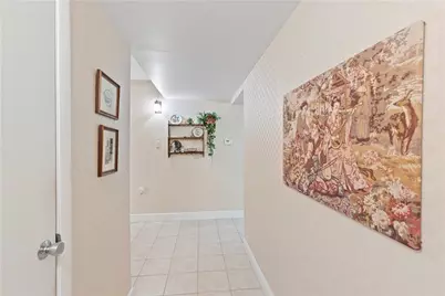 2120 Greentree #408E, Scott Township, PA 15220 - Photo 13