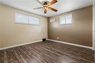 719 Baldwin Dr, Pittsburgh, PA 15227 - Photo 11