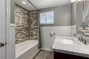 719 Baldwin Dr, Pittsburgh, PA 15227 - Photo 17