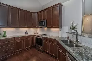 6051 Laurel Ct, Harmony Boro, PA 16037 - Photo 7