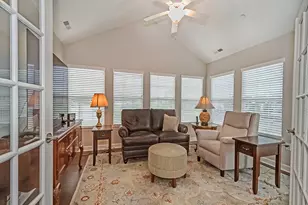6051 Laurel Ct, Harmony Boro, PA 16037 - Photo 5