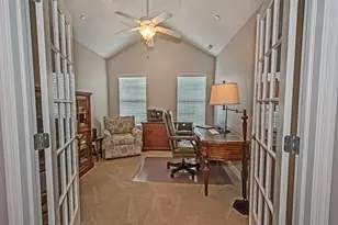 6051 Laurel Ct, Harmony Boro, PA 16037 - Photo 11