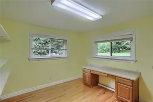 119 Beacon Rd, Penn Township, PA 16053 - Photo 25