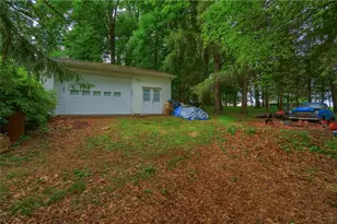 119 Beacon Rd, Penn Township, PA 16053 - Photo 41