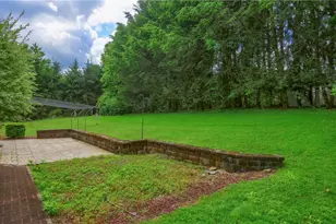 119 Beacon Rd, Penn Township, PA 16053 - Photo 37