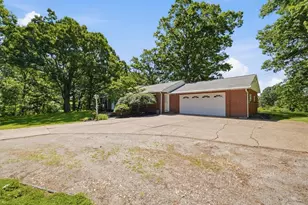142 Center Grange Rd, Center Township, PA 15001 - Photo 23