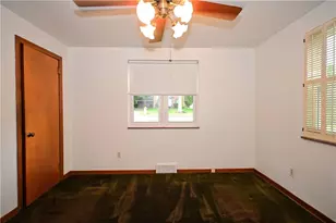 2105 Ridge Rd, Elizabeth Twp/Boro, PA 15135 - Photo 13
