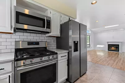 403 Louann Street, Pittsburgh, PA 15223 - Photo 5