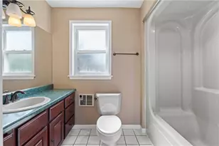 403 Louann St, Pittsburgh, PA 15223 - Photo 15