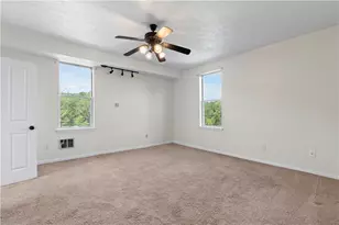 403 Louann St, Pittsburgh, PA 15223 - Photo 13