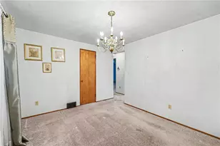104 Longmount Dr, Ross Twp, PA 15214 - Photo 13