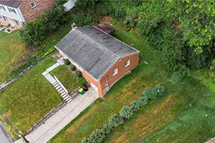 104 Longmount Dr, Ross Twp, PA 15214 - Photo 27