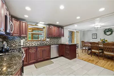 402 Glenrock Dr, Bethel Park, PA 15102 - Photo 11