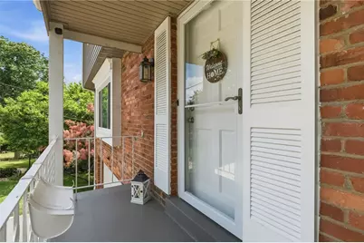 800 Hillaire Drive, Pittsburgh, PA 15243 - Photo 3