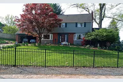 203 Glenfield Drive, Pittsburgh, PA 15235 - Photo 3