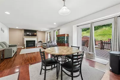 302 Summit Cir, Houston, PA 15342 - Photo 7