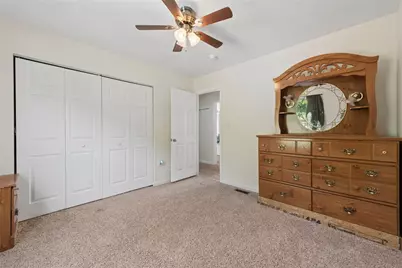 302 Summit Cir, Houston, PA 15342 - Photo 23