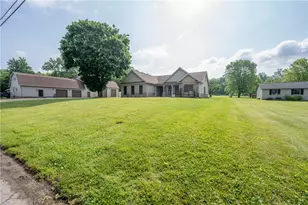 258 Old Rte 217, Derry Township, PA 15627 - Photo 3