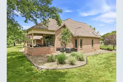 982 Lexington Dr, Hermitage, PA 16148 - Photo 7