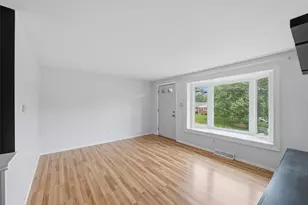 722 Redstone Dr, Pittsburgh, PA 15101 - Photo 5