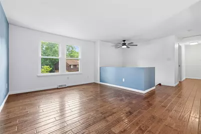 113 Spruce Valley Dr, Ross Twp, PA 15229 - Photo 5