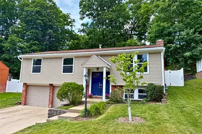 113 Spruce Valley Dr, Ross Twp, PA 15229 - Photo 1