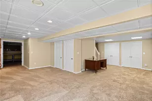 1305 Rosem Ct, Pittsburgh, PA 15143 - Photo 41