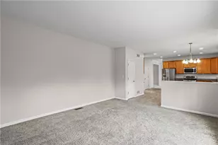 1305 Rosem Ct, Pittsburgh, PA 15143 - Photo 17