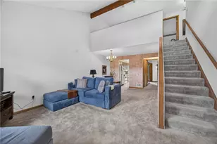 63 Hennig Dr, Pittsburgh, PA 15236 - Photo 5