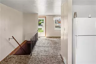 121 Vetter Dr, Pittsburgh, PA 15235 - Photo 11