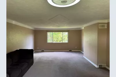 2455 Hampton Ave, Hampton, PA 15101 - Photo 13