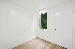 106 Carrick Ave, Pittsburgh, PA 15210 - Photo 17