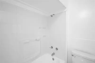 106 Carrick Ave, Pittsburgh, PA 15210 - Photo 21