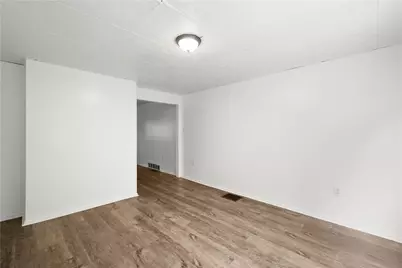 106 Carrick Ave, Pittsburgh, PA 15210 - Photo 23