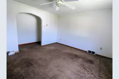 164 6th Ave, Aliquippa, PA 15001 - Photo 13